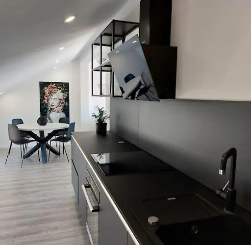 Apartmán Penthouse Petra With Hot Tub Kali