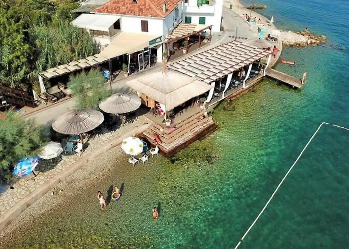 Penthouse Petra With Hot Tub Apartmán Kali