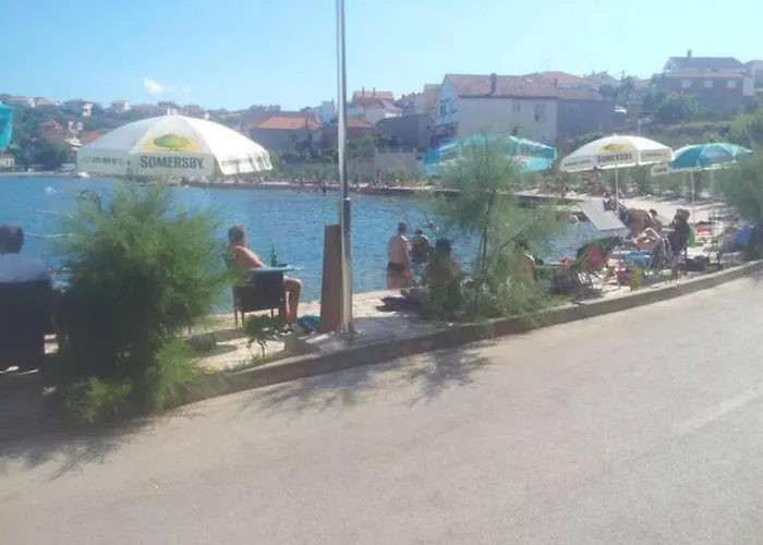 Penthouse Petra With Hot Tub * Kali