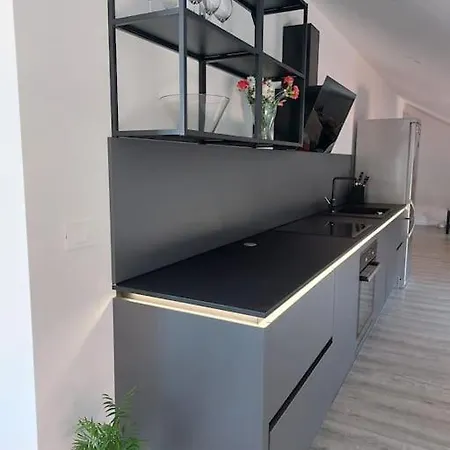 Penthouse Petra With Hot Tub Appartement Kali