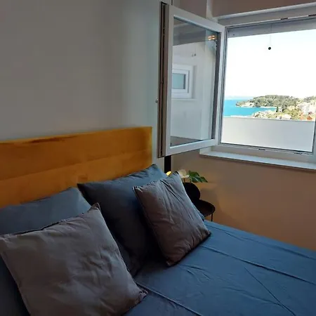 Penthouse Petra With Hot Tub Appartement *