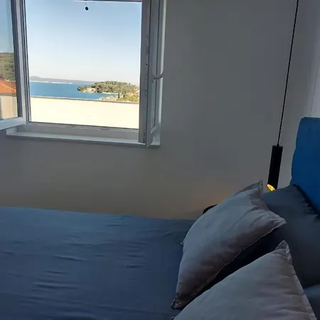 Appartement Penthouse Petra With Hot Tub